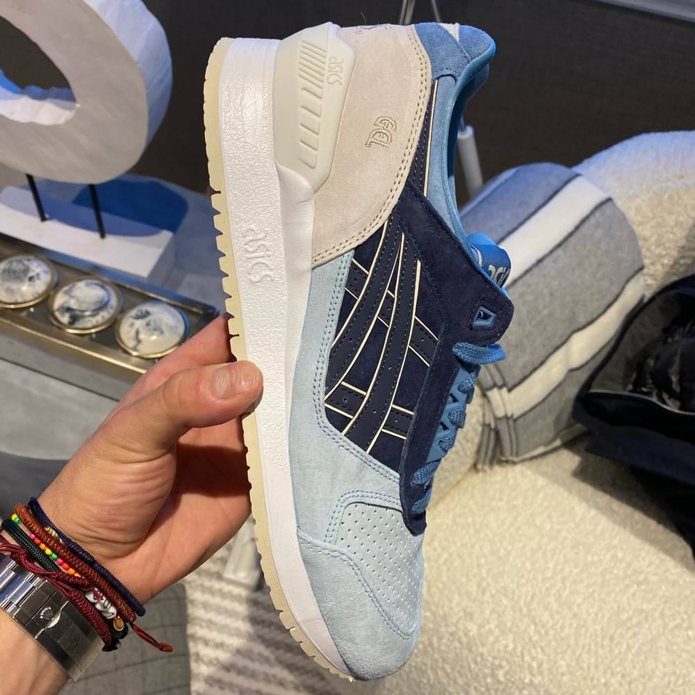 ASICS Sneakers Blue